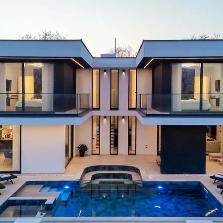 Asper Modern Luxury Near The Sea Pula