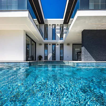 Asper Modern Luxury Near The Sea